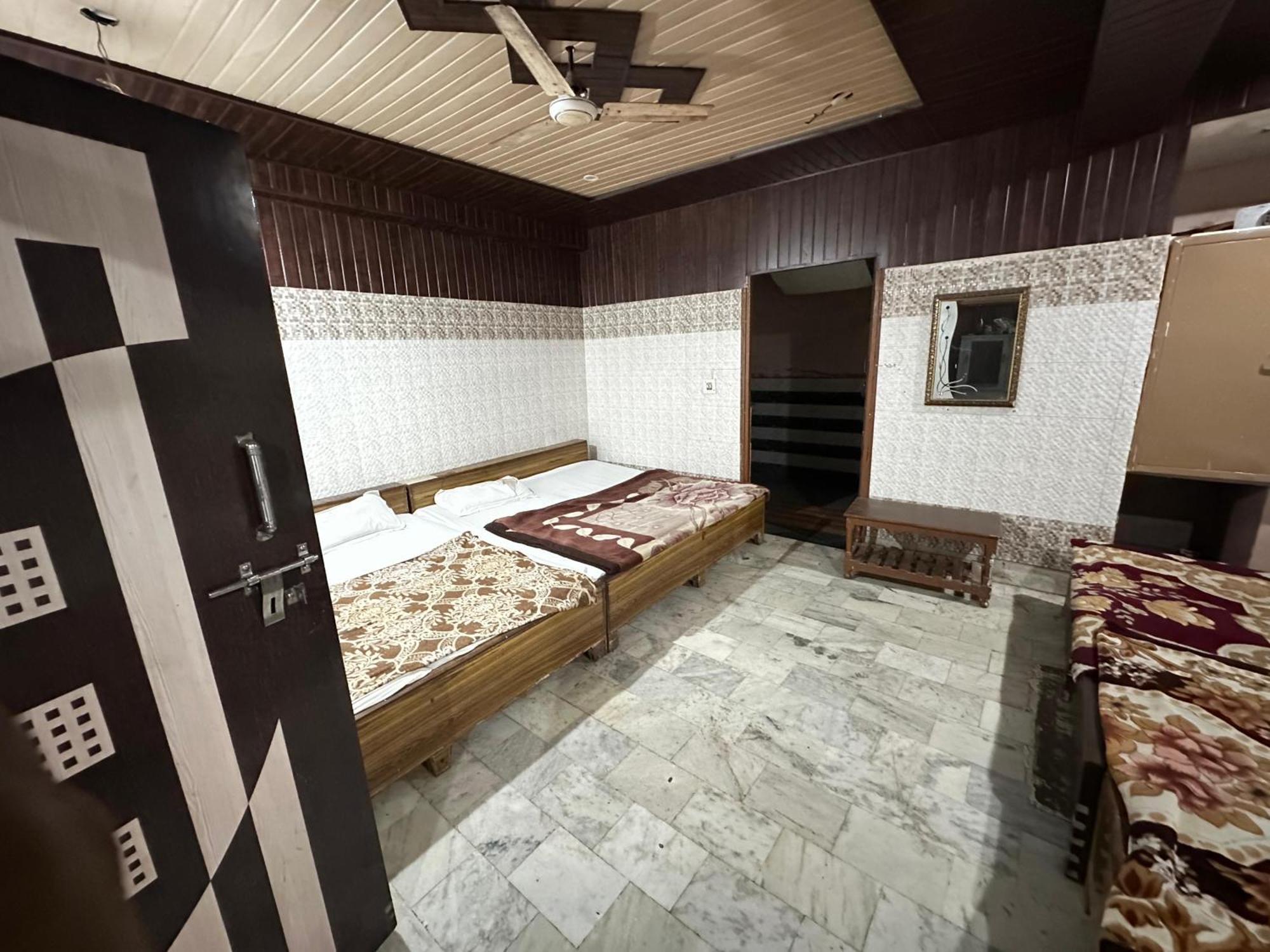 Subhadra Guest House Mathura Εξωτερικό φωτογραφία